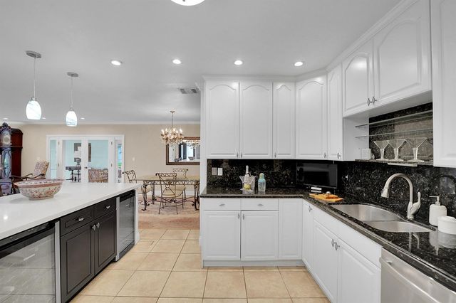 1019 E Cypress Drive, Pompano Beach, FL 33069