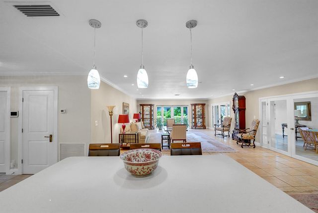 1019 E Cypress Drive, Pompano Beach, FL 33069