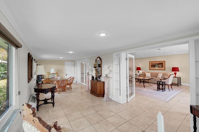1019 E Cypress Drive, Pompano Beach, FL 33069