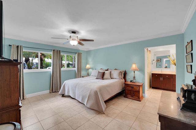 1019 E Cypress Drive, Pompano Beach, FL 33069
