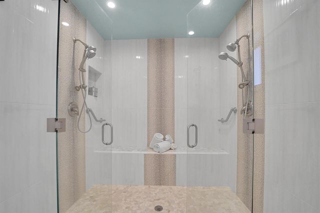 1019 E Cypress Drive, Pompano Beach, FL 33069