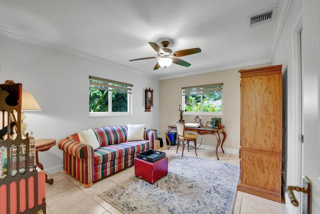1019 E Cypress Drive, Pompano Beach, FL 33069