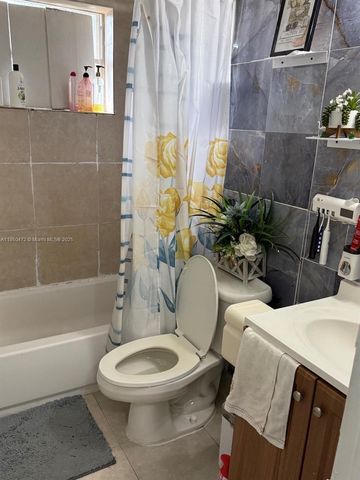 4123 SW 21st St, Fort Lauderdale, FL 33317