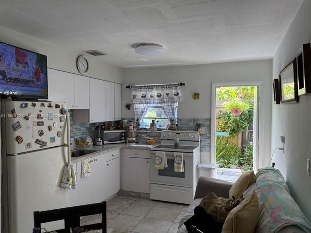 4123 SW 21st St, Fort Lauderdale, FL 33317