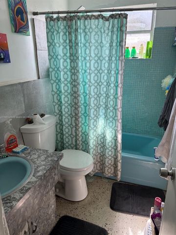 4123 SW 21st St, Fort Lauderdale, FL 33317