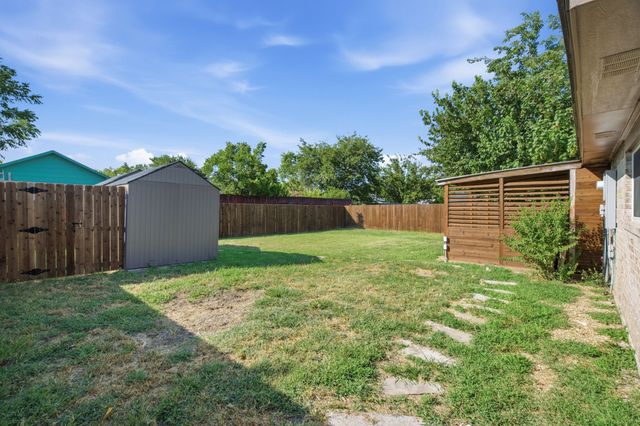 1615 Roundrock Trail, Mesquite, TX 75149