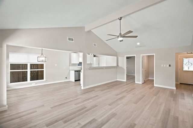 1615 Roundrock Trail, Mesquite, TX 75149
