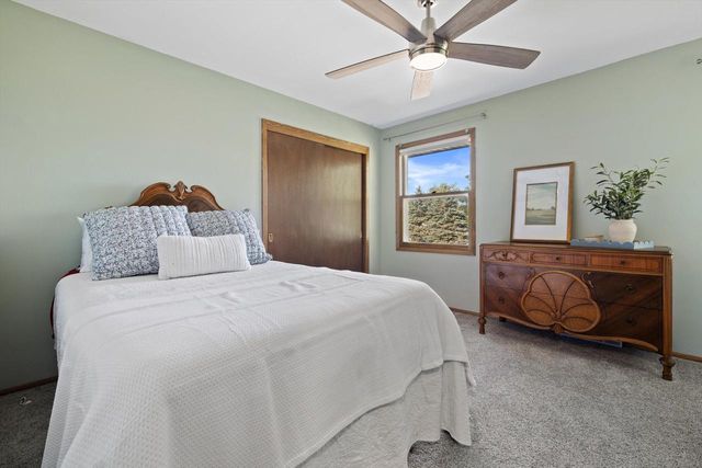 4512 Pennington LANE, Mount Pleasant, WI 53403