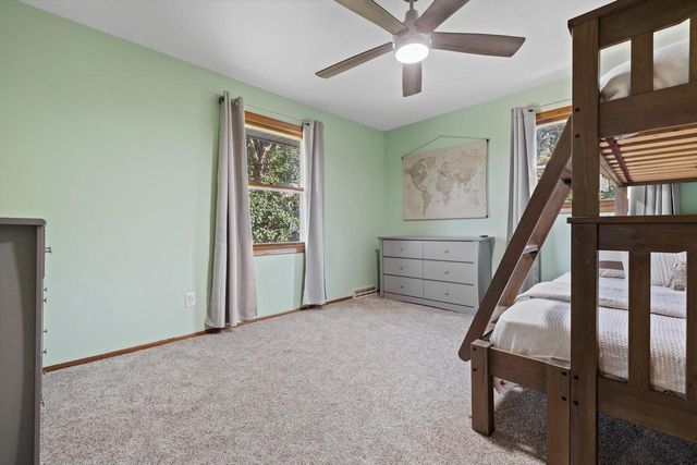 4512 Pennington LANE, Mount Pleasant, WI 53403
