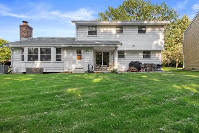 4512 Pennington LANE, Mount Pleasant, WI 53403