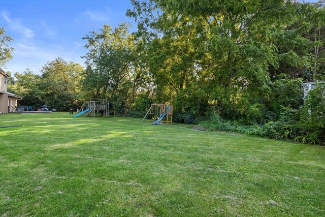 4512 Pennington LANE, Mount Pleasant, WI 53403