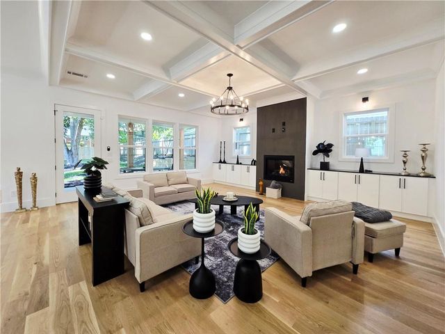 194 Rocky Ford Road, Atlanta, GA 30317