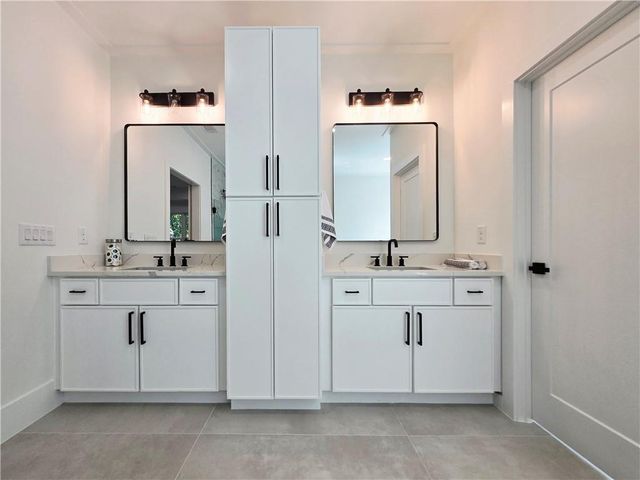 194 Rocky Ford Road, Atlanta, GA 30317