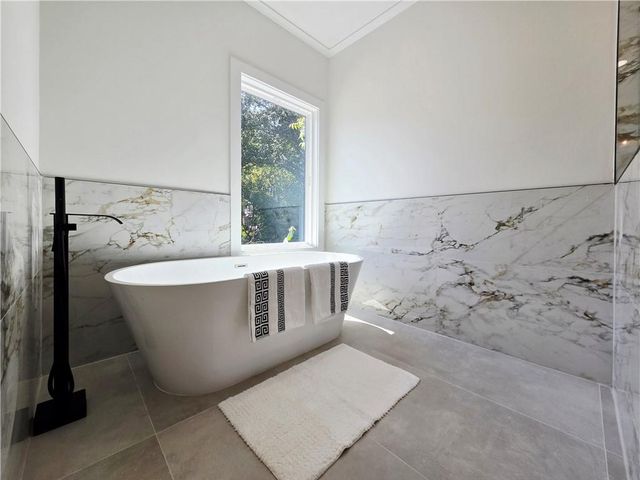 194 Rocky Ford Road, Atlanta, GA 30317