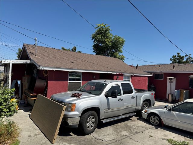 2023 E 76th, Los Angeles, CA 90001