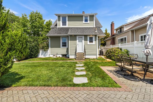 126 Rutland Avenue, Rockville Centre, NY 11570