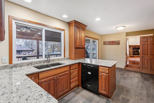 4900 Dakota Drive, West Des Moines, IA 50265