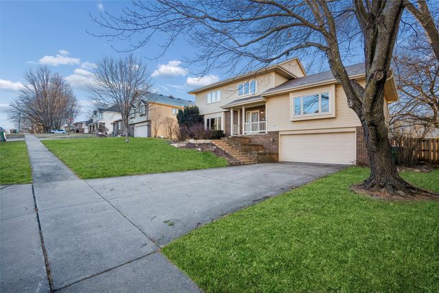 4900 Dakota Drive, West Des Moines, IA 50265