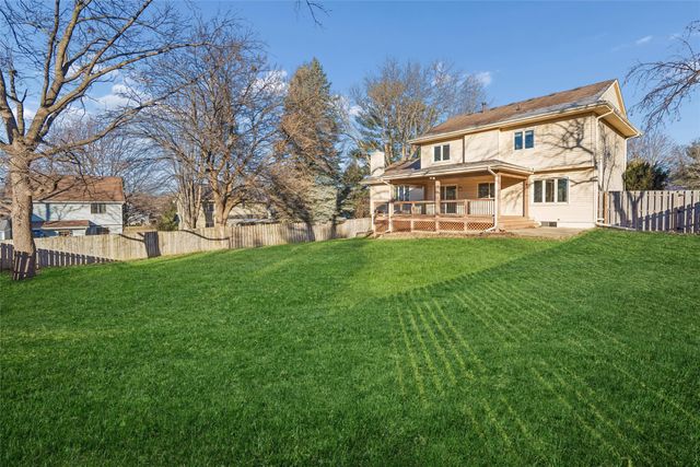 4900 Dakota Drive, West Des Moines, IA 50265