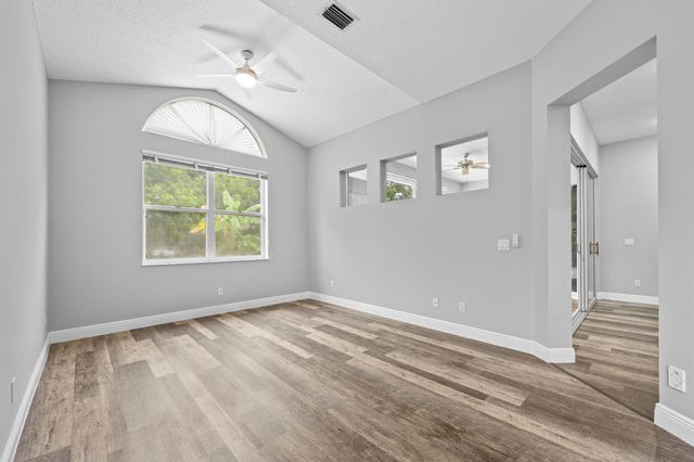 3033 SE Brierwood Place, Stuart, FL 34997