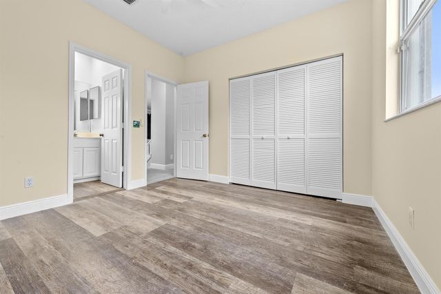 3033 SE Brierwood Place, Stuart, FL 34997