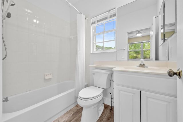 3033 SE Brierwood Place, Stuart, FL 34997