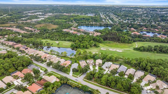 3033 SE Brierwood Place, Stuart, FL 34997