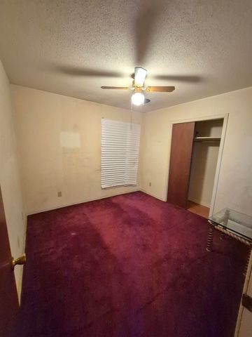 265 E SHELBY DR, Memphis, TN 38109