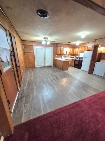 265 E SHELBY DR, Memphis, TN 38109