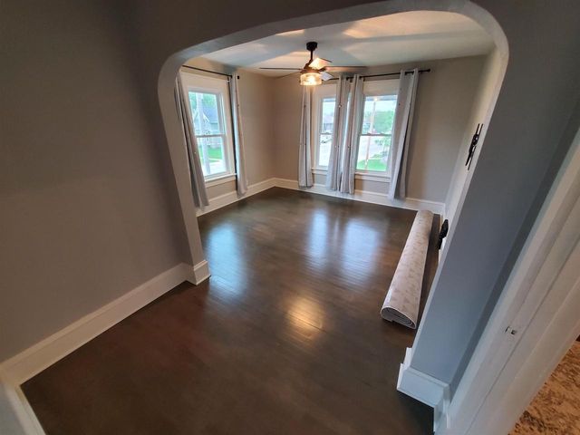 719 S MEMORIAL DRIVE, Appleton, WI 54911