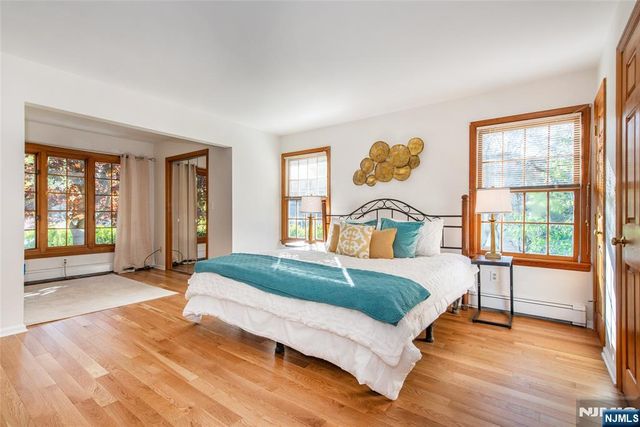 165 W Passaic Avenue, Rutherford, NJ 07070