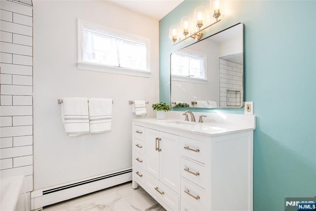 165 W Passaic Avenue, Rutherford, NJ 07070