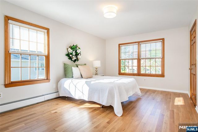 165 W Passaic Avenue, Rutherford, NJ 07070