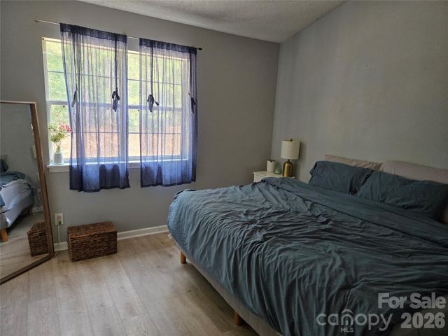 5616 Prescott Court, Charlotte, NC 28269