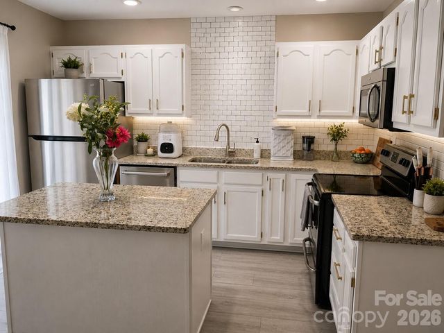 5616 Prescott Court, Charlotte, NC 28269