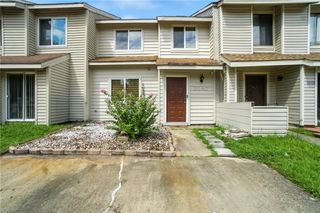 3847 Chimney Creek Dr, Virginia Beach, VA 23462