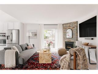 8652 W 49th Pl, Arvada, CO 80002