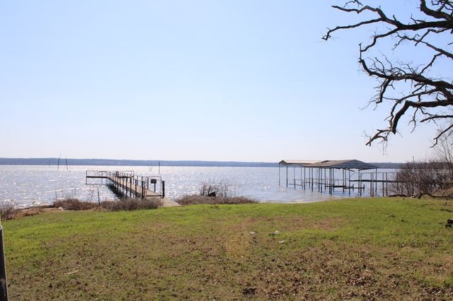 8087 Lakeview Drive, Quinlan, TX 75474