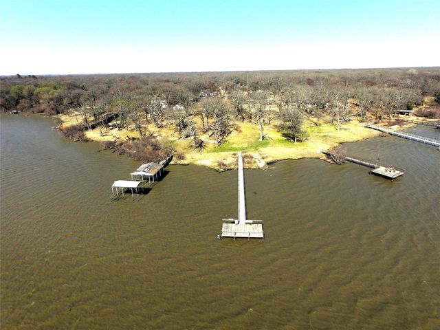 8087 Lakeview Drive, Quinlan, TX 75474