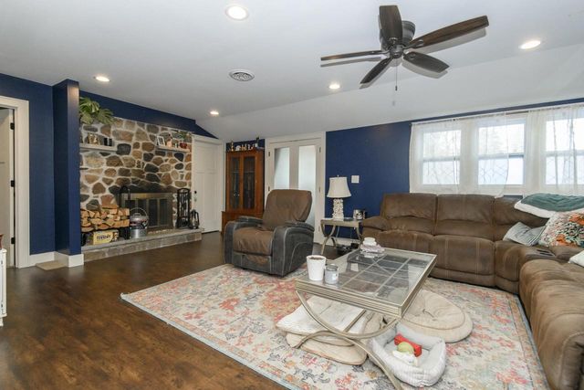 S103W30215 Lakeside DRIVE, Mukwonago, WI 53149