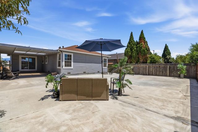 89 Santa Clara Street, Watsonville, CA 95076