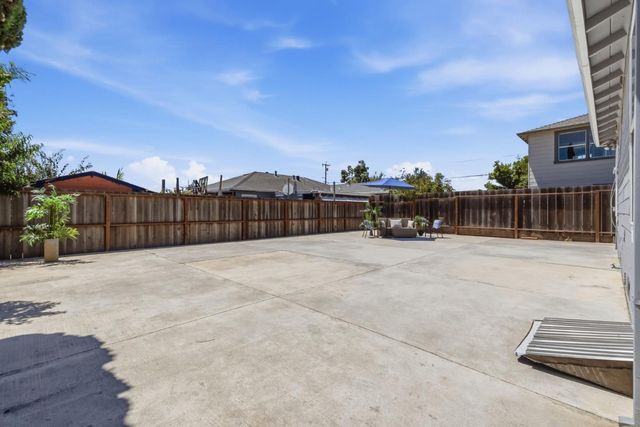 89 Santa Clara Street, Watsonville, CA 95076