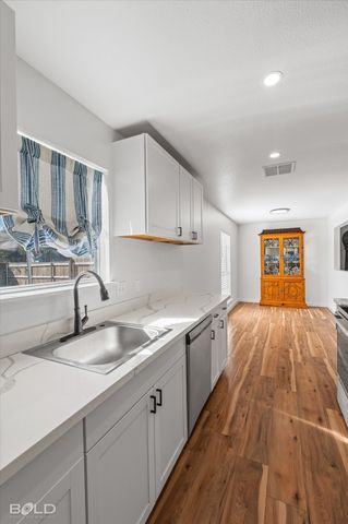 3407 Hickory Ridge Road, Shreveport, LA 71108