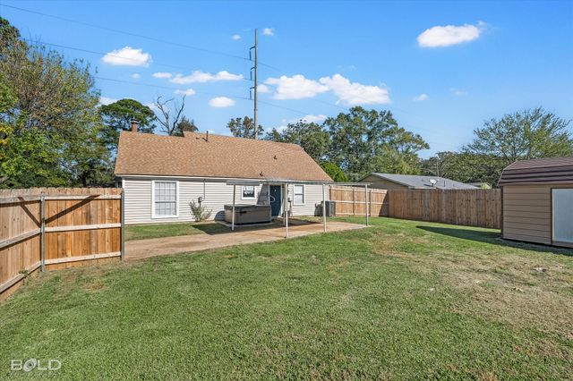 3407 Hickory Ridge Road, Shreveport, LA 71108