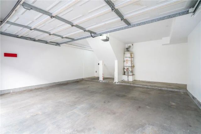 8800 Burnet 8, North Hills, CA 91343