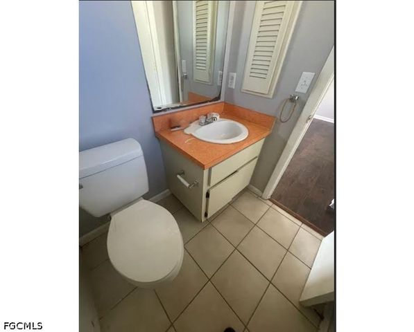 30 SE 24th AVE, Cape Coral, FL 33990