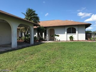 30 SE 24th AVE, Cape Coral, FL 33990