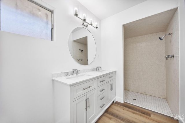 1330 2nd Street, Bakersfield, CA 93304
