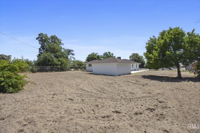 1330 2nd Street, Bakersfield, CA 93304