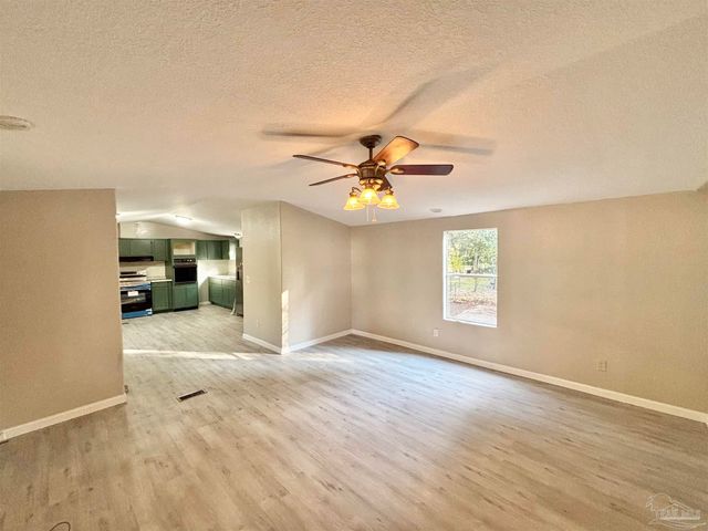 3991 Diamond St, Pace, FL 32571